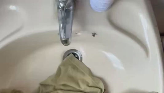 Instant Blood Stain Remover for Clothes (8.79oz)